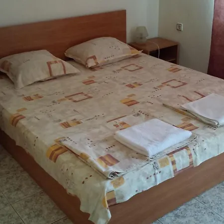Guest house Solis